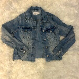 super cute blue jean jacket